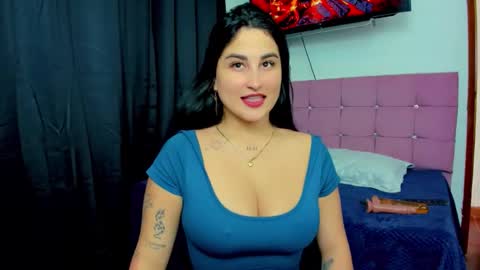 Snapshot of sunshine_uwu22 chatting on September 2025 07:30:01 PM Andrea Rodriguez online show from September 2025 07:30:01 PM