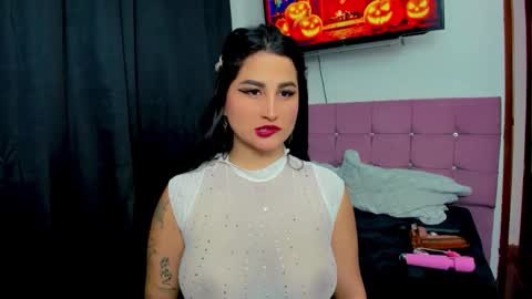 Snapshot of sunshine_uwu22 chatting on October 2025 07:23:01 PM Andrea Rodriguez online show from October 2025 07:23:01 PM