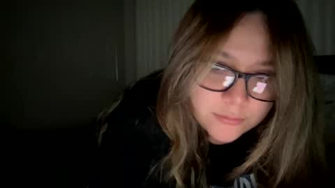 sunshinemae09 online show from November 2025 04:03:01 AM