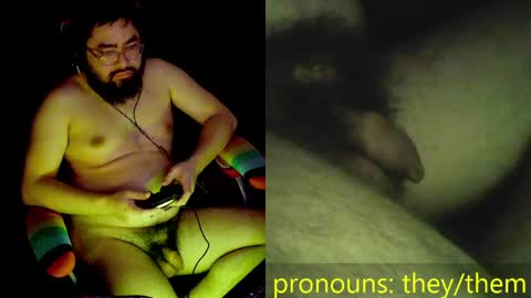 Snapshot of sunshinestreak chatting on May 2026 08:10:02 AM im not actually a man my pronouns are theythem online show from May 2026 08:10:02 AM