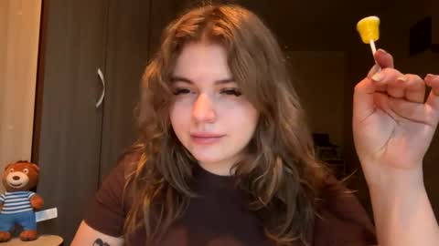 sunshinyflash online show from February 2026 01:38:01 PM