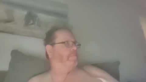 Snapshot of sunspotbaby chatting on May 2026 02:17:01 AM Sunspotbaby online show from May 2026 02:17:01 AM