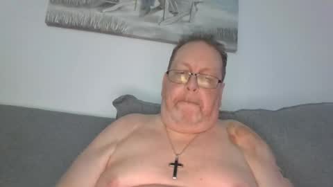 Snapshot of sunspotbaby chatting on July 2026 10:38:02 PM Sunspotbaby online show from July 2026 10:38:02 PM