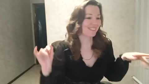 sunvselena40 online show from January 2025 12:45:02 PM