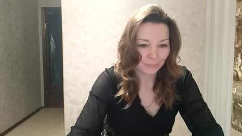 sunvselena40 online show from January 2025 01:45:02 PM