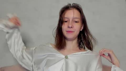 Una online show from March 2026 10:14:02 PM