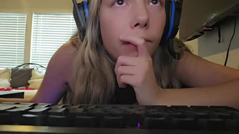 superlive_lexi online show from August 2026 02:52:02 PM