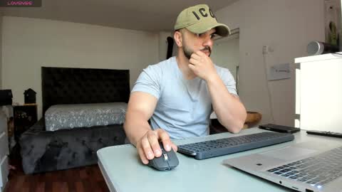 Snapshot of supermanboyxxl chatting on April 2026 05:36:02 AM supermanboyxxl online show from April 2026 05:36:02 AM
