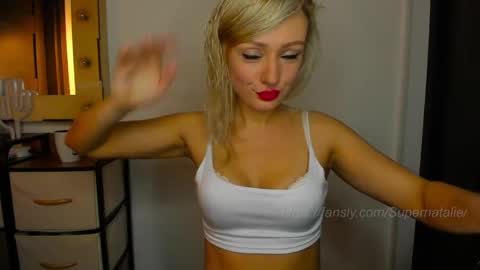 Natalie online show from May 2026 10:40:02 PM