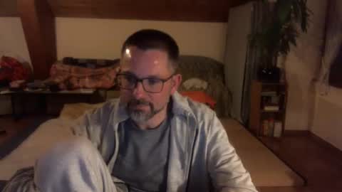 supersquirrel81 online show from January 2026 05:05:01 PM