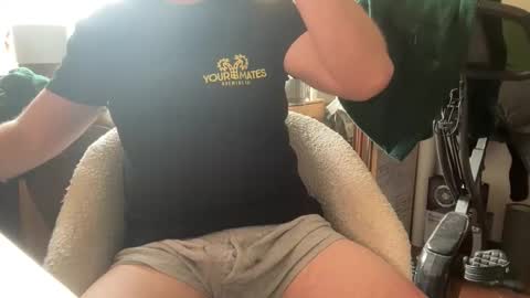 surfbro44 online show from November 2025 06:55:01 AM