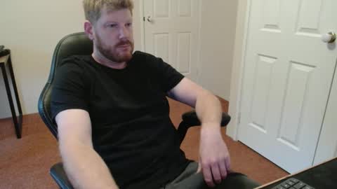 surge_0 online show from October 2025 10:41:02 PM