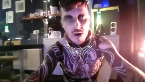 Snapshot of surgical_steel chatting on October 2025 09:38:01 PM SurgicalSteel online show from October 2025 09:38:01 PM