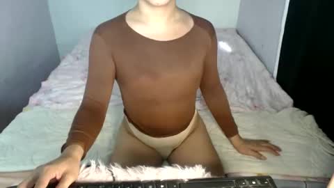 Snapshot of surprise_angel69 chatting on February 2026 07:05:02 AM surprise_angel69 online show from February 2026 07:05:02 AM