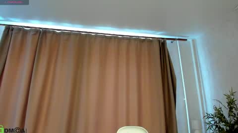 Annie online show from May 2026 01:10:02 AM