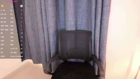 Snapshot of susan_arango chatting on December 2024 02:10:01 PM susan love online show from December 2024 02:10:01 PM