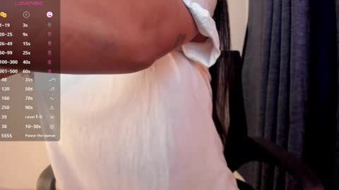 Snapshot of susan_arango chatting on February 2025 01:46:02 AM susan love online show from February 2025 01:46:02 AM