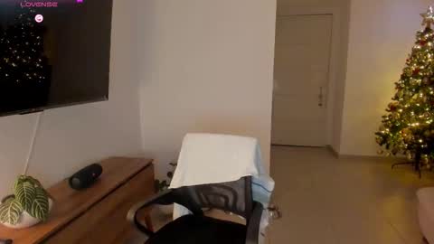 Snapshot of susan_arango chatting on December 2025 12:49:02 AM susan love online show from December 2025 12:49:02 AM