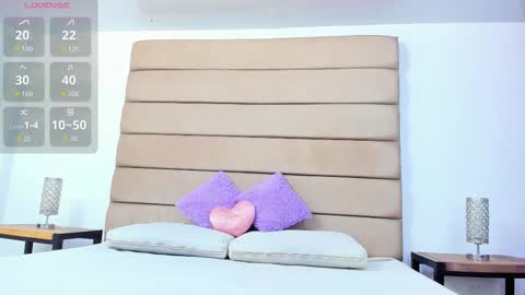 Susan online show from November 2025 08:52:02 PM