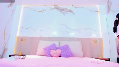 Susan online show from December 2025 11:48:01 AM