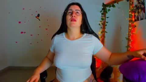 Snapshot of susan_fox1 chatting on October 2025 07:14:02 PM Dani online show from October 2025 07:14:02 PM