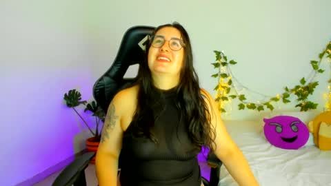 Dani online show from June 2026 07:39:02 PM