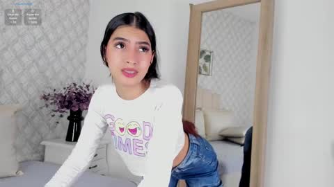 Snapshot of susana__sanchez chatting on March 2025 12:42:02 PM SUSANA online show from March 2025 12:42:02 PM