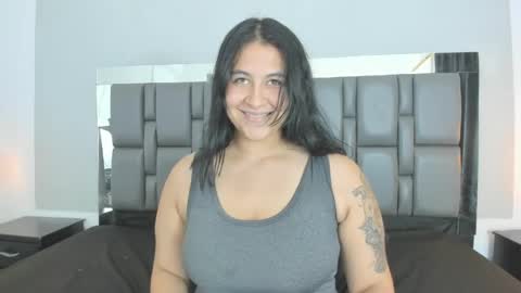 Snapshot of susana_garciia1 chatting on May 2026 07:19:01 PM Susana online show from May 2026 07:19:01 PM