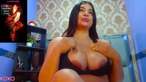 Snapshot of susana_hicks chatting on May 2026 12:57:01 PM S U S A N A online show from May 2026 12:57:01 PM