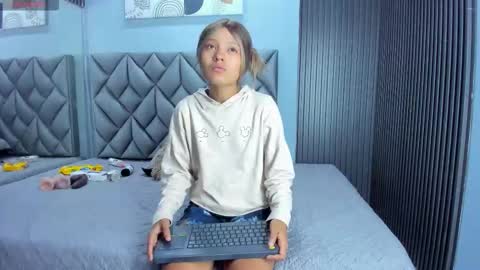 Snapshot of susana_sanchezz chatting on February 2026 12:14:02 PM susana_sanchezz online show from February 2026 12:14:02 PM