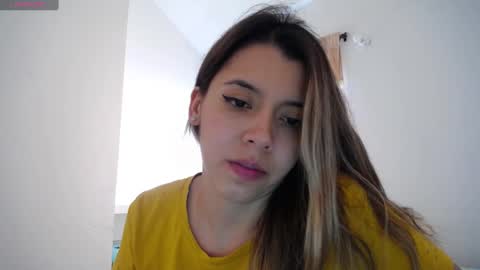 Snapshot of susanaduncann chatting on January 2025 08:03:02 PM Susana online show from January 2025 08:03:02 PM