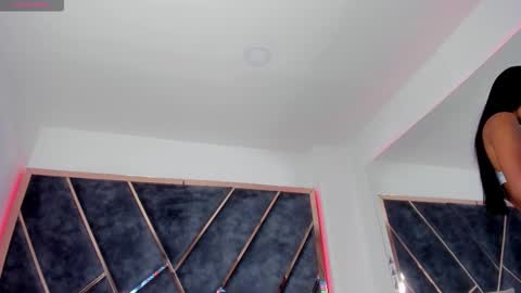 Snapshot of susanahenao chatting on September 2025 05:13:01 PM susanahenao online show from September 2025 05:13:01 PM