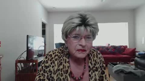 Snapshot of susanandlisa chatting on January 2025 04:54:02 PM sexualsusan online show from January 2025 04:54:02 PM