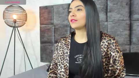 Snapshot of susanjacobs chatting on October 2025 09:46:01 PM Susan online show from October 2025 09:46:01 PM