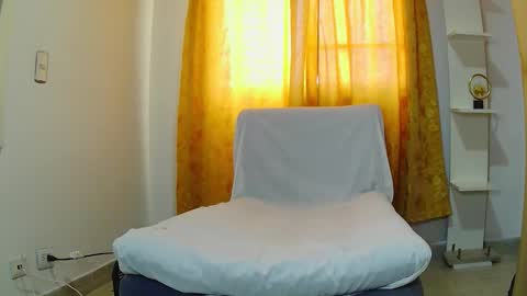 Snapshot of susanjacobs chatting on November 2025 08:29:01 PM Susan online show from November 2025 08:29:01 PM