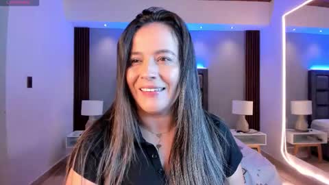 Snapshot of susann_ross chatting on November 2025 10:48:01 AM Susan Everyday From 0530 to 1430 Col Time online show from November 2025 10:48:01 AM