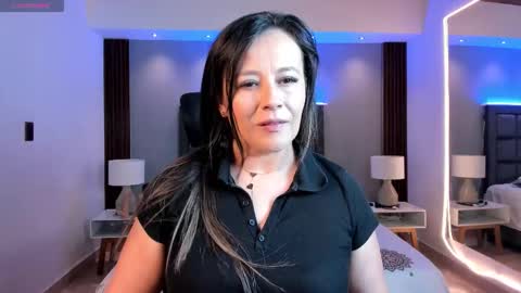 Snapshot of susann_ross chatting on November 2025 10:59:01 AM Susan Everyday From 0530 to 1430 Col Time online show from November 2025 10:59:01 AM