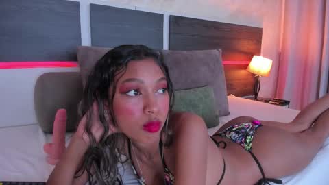 susanna_cute online show from November 2025 02:06:01 PM