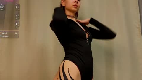 susannahtrojahn online show from May 2026 03:40:02 PM