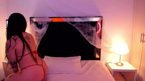 susanvilla online show from October 2025 07:47:02 PM