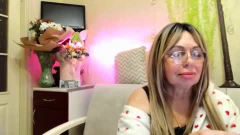 SusiexNoreen online show from April 2026 02:15:01 AM