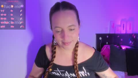 sussanmiller_ online show from February 2025 11:44:02 AM