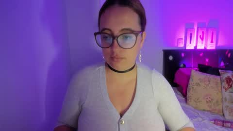 sussanmiller_ online show from February 2025 01:21:01 PM