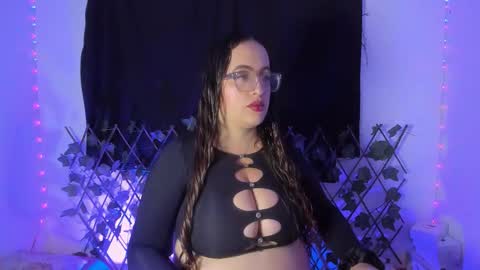 sussanmiller_ online show from October 2025 01:17:01 AM