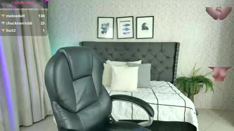   online show from December 2024 04:17:01 PM