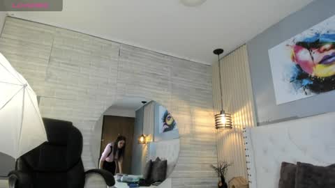   online show from April 2026 12:00:02 PM