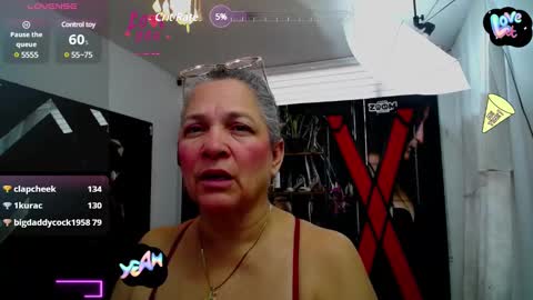 Snapshot of sussy_perez_ chatting on February 2025 10:21:02 PM Sussy online show from February 2025 10:21:02 PM