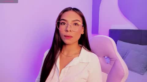 Snapshot of sussy_sweet4u chatting on November 2025 08:48:01 AM sussy_sweet4u online show from November 2025 08:48:01 AM