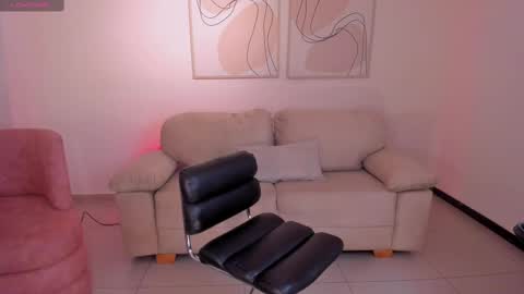 Sussy Bell online show from September 2025 09:09:01 PM