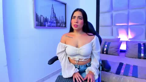 sussyfoxx_ online show from May 2026 07:19:02 PM